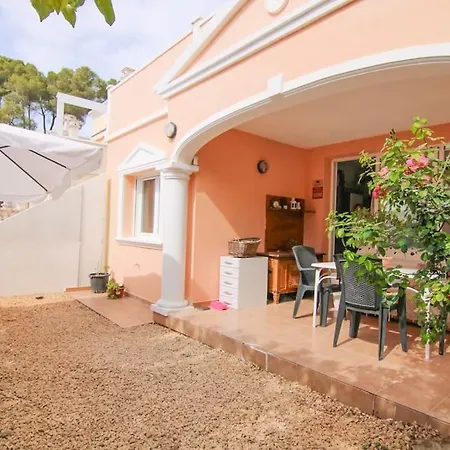 Con Piscina Comunitaria - Lilia Rosa 10 קלפה